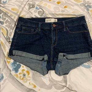 Abercrombie Low rose Jean shorts